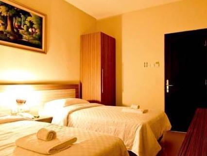 Hotel Marina Ambon Buitenkant foto
