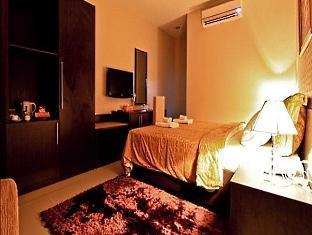Hotel Marina Ambon Buitenkant foto